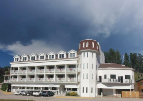 Roosevelt Inn Mount Rushmore